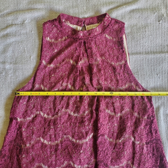 Burgundy Lace Mock Neck Top - Picture 7 of 11